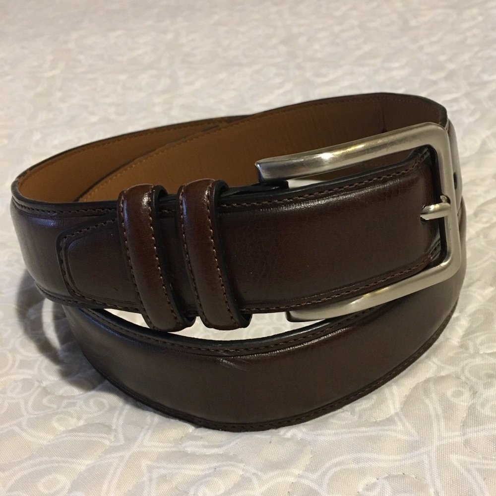 Men’s Sz 32 brown leather belt GUC